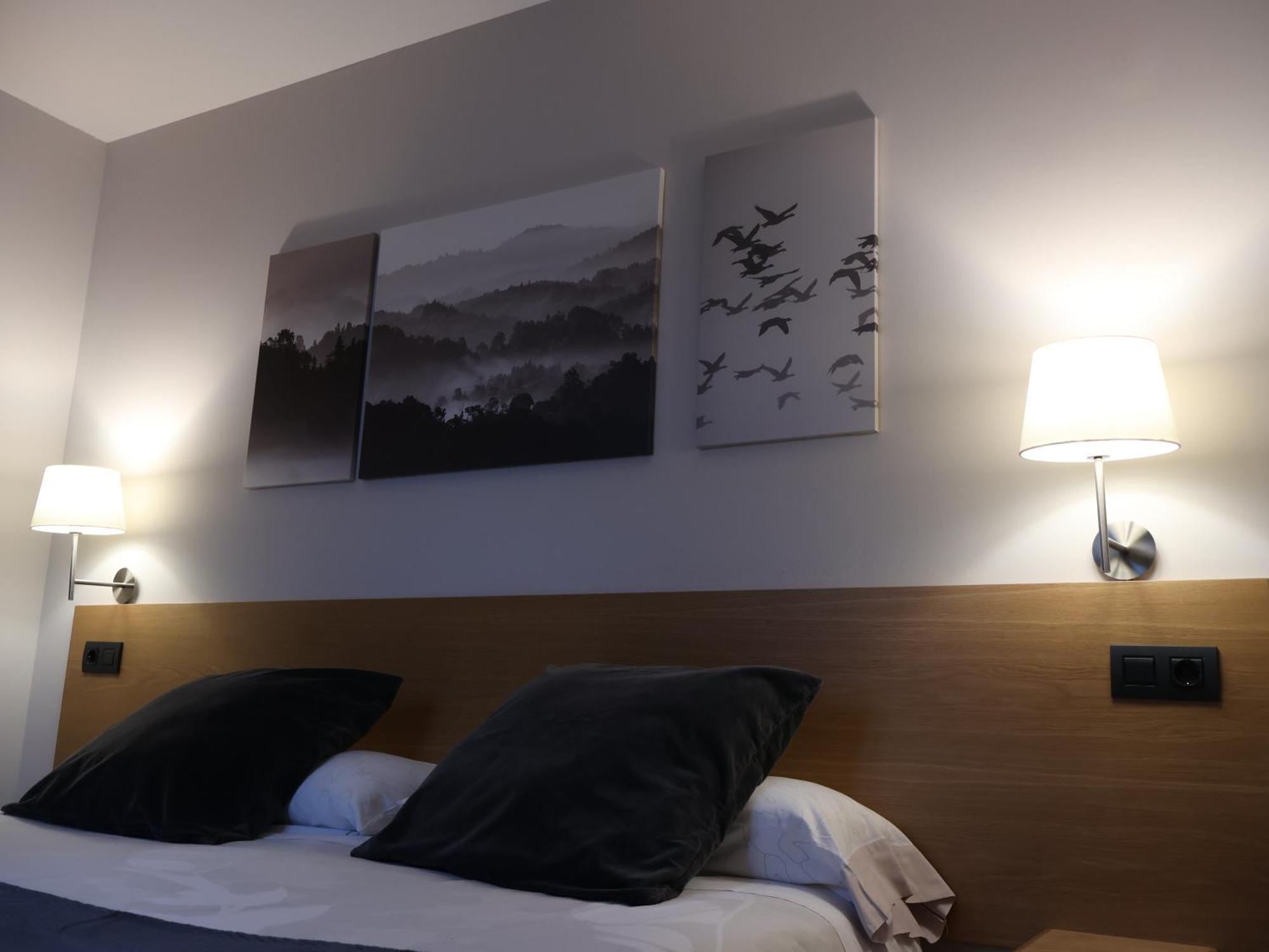Aparthotel El Serch Andorra la Vieja Exterior foto